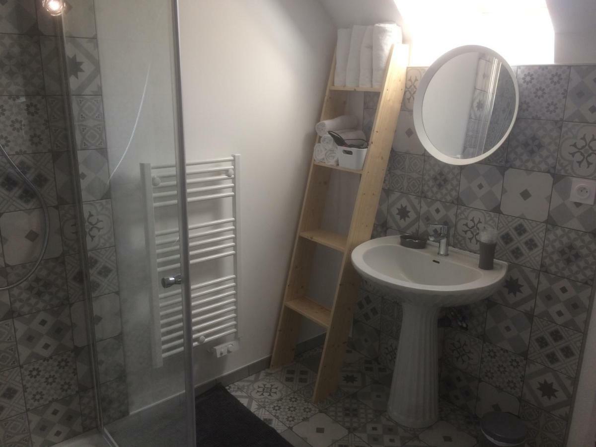 La Chambre Montbrault Fleurigne Luaran gambar