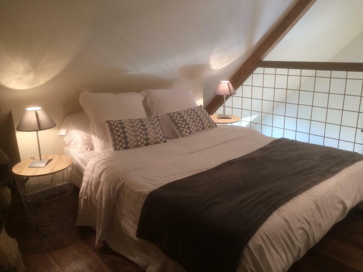 La Chambre Montbrault Fleurigne Luaran gambar