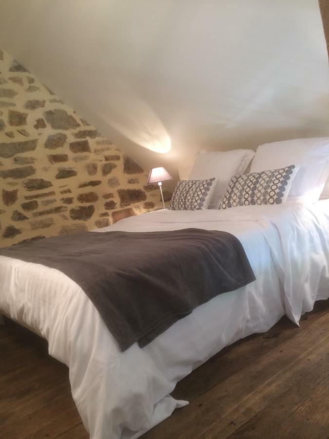 La Chambre Montbrault Fleurigne Luaran gambar