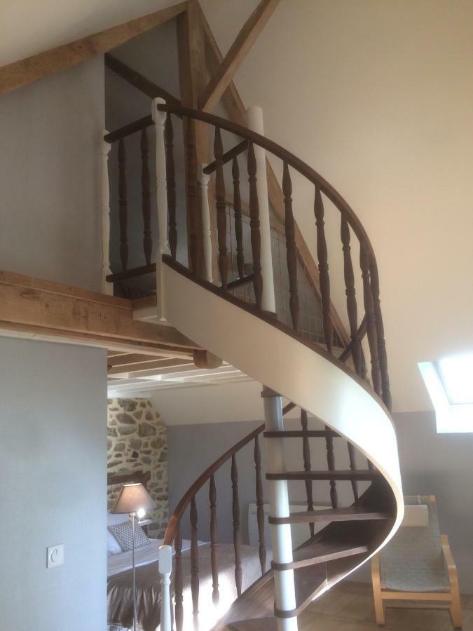 La Chambre Montbrault Fleurigne Luaran gambar