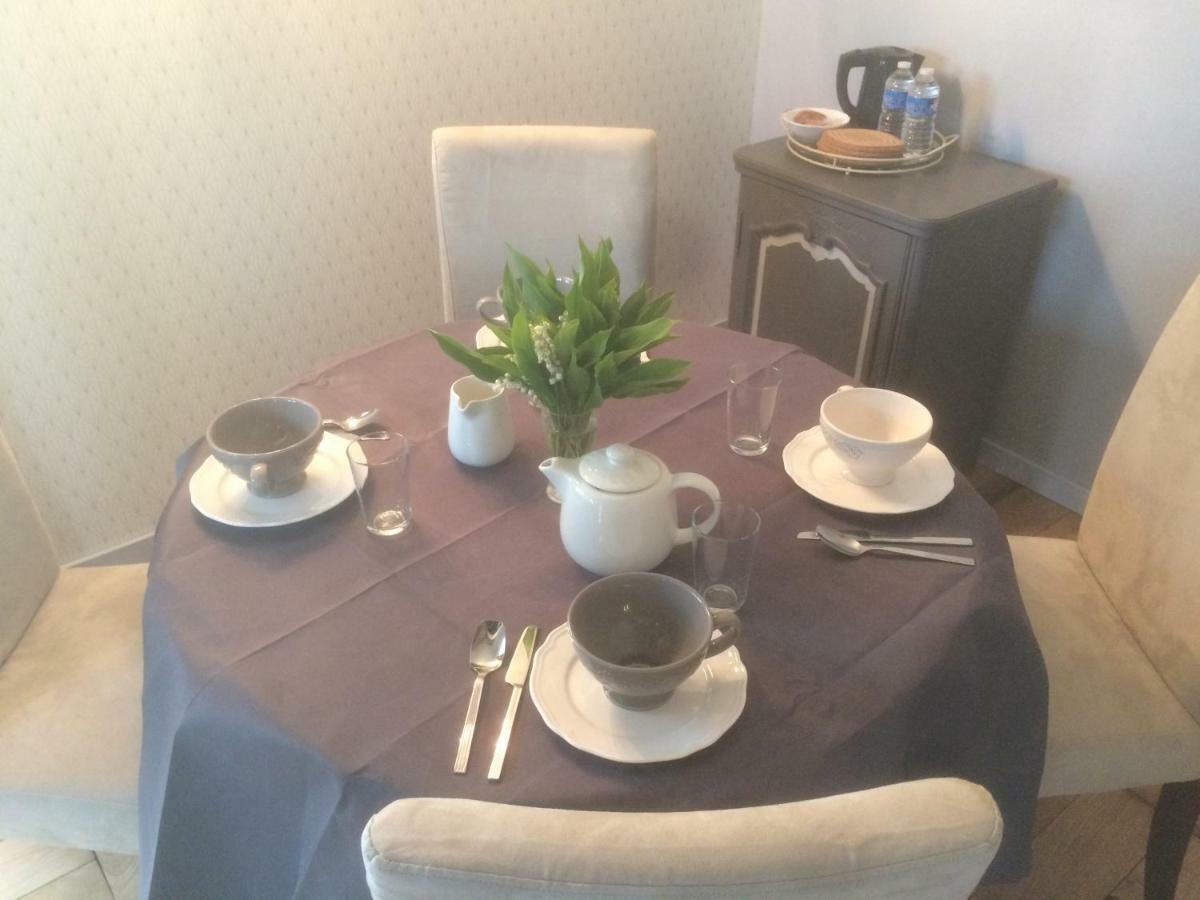 La Chambre Montbrault Fleurigne Luaran gambar